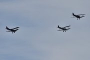 Morten 8 mai 2025 - LN-KFM og LN-MAX og LN-BDM i formasjon over Høyenhall