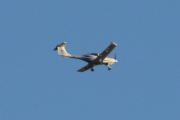 Morten 21 mars 2025 - LN-LFT over Høyenhall, det er Oslo Flight Academy som er ute med sin Diamond DA-40D Diamond Star fra 2003 og som dem fikk i mars 2023