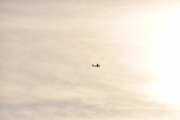 Morten 12 oktober 2025 - Cessna over Høyenhall, så kommer det jeg ikke skjønner, klokken er 16.26 og dem kan ikke ha flydd rundt solen på den tiden