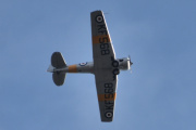 Morten 23 september 2025 - LN-TEX besøker Høyenhall, klokken er 16.45. Det er Norwegian Spitfire Foundation som kommer med sin North American T-6G Harvard fra 1944