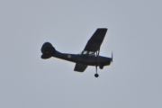 Morten 23 september 2025 - LN-WNO over Høyenhall, klokken er 17.38. Det er Nedre Romerike Flyklubb Veteranflygruppa som er ute med sin Cessna 305C L-19E O-1E Bird Dog fra 1957