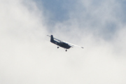Morten lørdag 27 september 2025 - LN-AGM over Høyenhall, men jeg tror at det er Gardermoen Flyklubb som er ute med sin Cessna 172S Skyhawk SP fra 2004