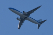 Morten 1 juni 2020 - KLM over Høyenhall, det er et Boeing 737-8K2