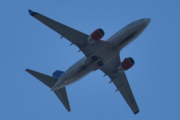 Morten 2 august 2021 - LN-RNU over Høyenhall, klokken er 16.15. Det er SAS Scandinavian Airlines med sin Boeing 737-783 som er snart 12 år gammelt