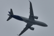 Morten 7 august 2021 - SE-ROY over Høyenhall, den kommer fra en annen vinkel, men det er SAS Scandinavian Airlines som kommer med sin Airbus A320-251N