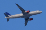 Morten 6 desember 2021 - OY-KAR over Høyenhall, litt usikker, men jeg tror det er SAS Scandinavian Airlines med sitt Airbus A320-232 som er 14 år gammelt og heter Vermund Viking