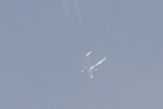 Morten 28 november 2021 - Jetfly over Høyenhall, men her kan jeg ikke se noen kjennetegn