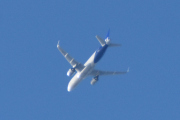 Morten 4 november 2021 - SAS over Høyenhall, klokken er 12.28. Den var litt for langt unna
