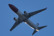 Morten 17 oktober 2021 - LN-NGM over Høyenhall, det er Norwegian Air Shuttle AOC som kommer med sitt Boeing 737-8JP som er litt over 8 år gammelt