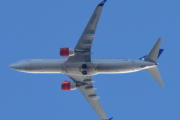 Morten 17 oktober 2021 - LN-RRH over Høyenhall, piloten er i posisjon allerede med sitt fly som heter Freja Viking