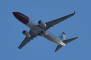 Morten 21 oktober 2021 - SE-RPH over Høyenhall, det er Norwegian Air Sweden AOC som kommer med sin Boeing 737-8JP som er litt over 5 år gammelt