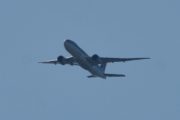 Morten 20 juli 2021 - A7-BFL over Høyenhall, det er Qatar Airways Cargo som kommer med sitt Boeing 777F