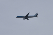 Morten 21 mars 2021 - KLM over Høyenhall, det er noen store fly i dag også da