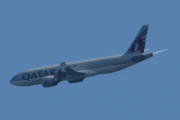 Morten 23 juli 2021 - Qatar Airways Cargo over Høyenhall, kan det hende at piloten prøver å fortelle meg noe?