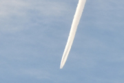 Morten 28 februar 2021 - Nytt jetfly over Høyenhall, +15 grader her nede, men der oppe er det sikkert kaldt