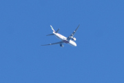 Morten 3 april 2021 - Emirates SkyCargo over Høyenhall, her var det meg som var for sent ute på verandaen