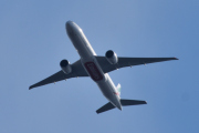 Morten 30 april 2021 - A6-EGJ over Høyenhall, det er Emirates som kommer med sitt Boeing 777-31H(ER) fra 2011