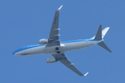 Morten 30 august 2021 - PH-BXU over Høyenhall, det er KLM Royal Dutch Airlines med sitt Boeing 737-800 som er over 15 år gammelt og heter Albatros / Albatross