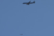Morten 11 april 2022 - KLM og en til møtes over Høyenhall