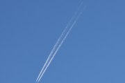 Morten 5 april 2022 - Jetfly over Høyenhall