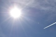 Morten 8 april 2022 - Jetflyet og LN-NIL møtes over Høyenhall