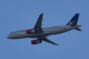 Morten 3 mars 2022 - SAS Scandinavian Airlines over Høyenhall, ingen som er nærme nok nå