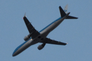 Morten 1 april 2022 - KLM og Jetflyet over Høyenhall, men nå har KLM forandret kurs dramatisk