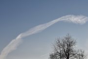 Morten 14 mars 2022 - Jetflyet og fuglen, siste flyet i dag og jetfly kan lage skyer