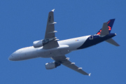 Morten 20 april 2022 - OO-SNJ over Høyenhall, det er Brussels Airlines som kommer med sin Airbus A320-214 som er over 14 år gammelt