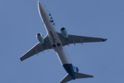 Morten 3 mai 2022 - LN-DYI over Høyenhall, det er Flyr som kommer med sitt Boeing 737-800 som er over 11 år gammelt