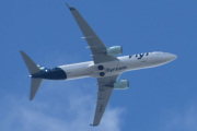 Morten 1 august 2022 - LN-DYS over Høyenhall, det er Flyr som kommer med sin Boeing 737-800 som er over 11 år gammelt
