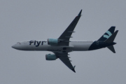 Morten 10 juli 2022 - LN-FGF over Høyenhall, det er Flyr som kommer med sin Boeing 737 MAX 8 som er 4 måneder gammel