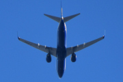 Morten 11 oktober 2022 - G-RUKG over Høyenhall, det er Ryanair UK som kommer med sin Boeing 737-800 som er over 14 år gammelt