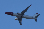 Morten 11 oktober 2022 - LN-NHE over Høyenhall, dem kommer i sin Boeing 737-800 som er over 7 år gammelt