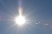 Morten 19 oktober 2022 - Jetflyet og solen, jeg fulgte jetflyet da jeg så at den hadde retningen mot solen