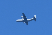 Morten 27 juli 2022 - Lockheed Martin C-130J Hercules over Høyenhall, faren over, den fløy i en annen retning