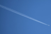 Morten 4 februar 2023 - Jetfly over Høyenhall, på vei sydover og kanskje den er nærme nok
