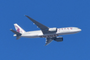 Morten 1 april 2023 - Qatar Airways Cargo over Høyenhall, på vei til Gardermoen