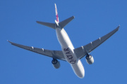 Morten 21 februar 2023 - A7-BFX over Høyenhall, det er Qatar Airways Cargo som kommer med sin Boeing 777-F som er over 2 år gammelt