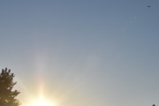 Morten 23 desember 2022 - A6-EFJ over Høyenhall, det er Emirates SkyCargo og vi for med solen når den er på sitt laveste