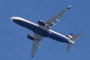 Morten 29 mars 2023 - G-RUKG over Høyenhall, det er Ryanair UK som kommer med sin Boeing 737-8AS som er over 14 år gammelt