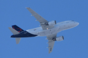 Morten 29 mars 2023 - OO-SSA over Høyenhall, det er Brussels Airlines som kommer med sin Airbus A319-111 som er over 18 år gammelt