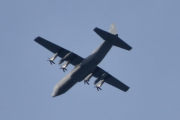 Morten 30 januar 2023 - Super Hercules C-130J over Høyenhall, vi har et luftforsvar som trener, det er sikkert