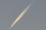 Morten 12 desember 2022 - Jetfly over Høyenhall, må da være mer en to motorer her...
