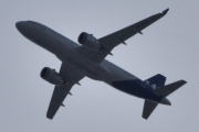 Morten 25 februar 2022 - SE-RUD over Høyenhall, det er SAS Scandinavian Airlines som kommer med sin Airbus A320-251N som er litt over ett år gammelt