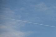 Morten 26 januar 2022 - Jetfly over Høyenhall, det er alt for langt unna
