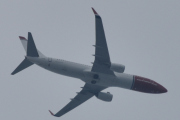 Morten 1 juli 2022 - LN-ENL over Høyenhall