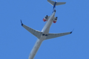 Morten 27 juli 2022 - EI-FPH over Høyenhall, det er SAS Scandinavian Airlines som kommer med sin Bombardier CRJ-900 som er over 6 år gammelt og heter Bikke Viking