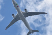 Morten 20 juni 2022 - CS-TUJ over Høyenhall, det er TAP - Air Portugal som kommer med sitt Airbus A330-900 som er over 3 år gammelt og heter D. Maria II