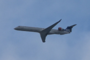 Morten 3 juni 2022 - SAS over Høyenhall, klokken er 06.52. Det er litt tidlig på morgenen, men jeg gjetter en Bombardier CRJ-900LR som er på vei til Gardermoen